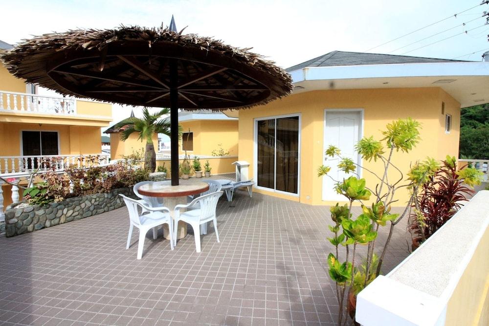 Mermaid Resort Puerto Galera Bagian luar foto
